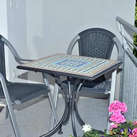 Hotel apartamentowy Hoedner